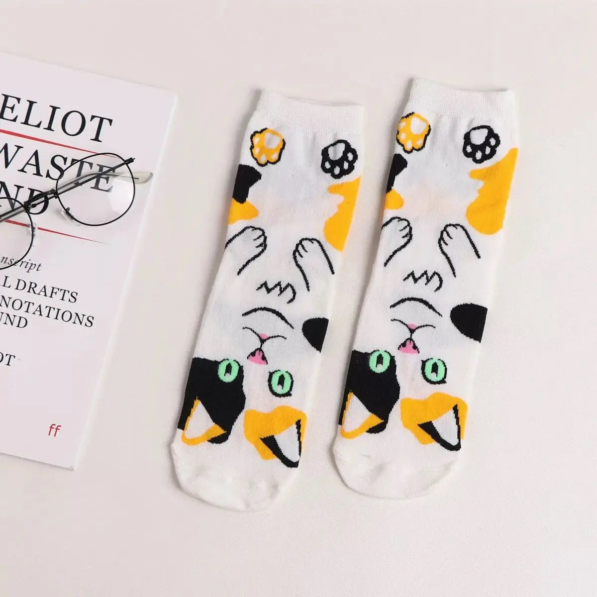 1 Pair Of Cute Animals Funny Socks Kawaii Cats And Dogs Somalia Art White Socks Women Novel Harajuku Funny Animal Cotton Socks